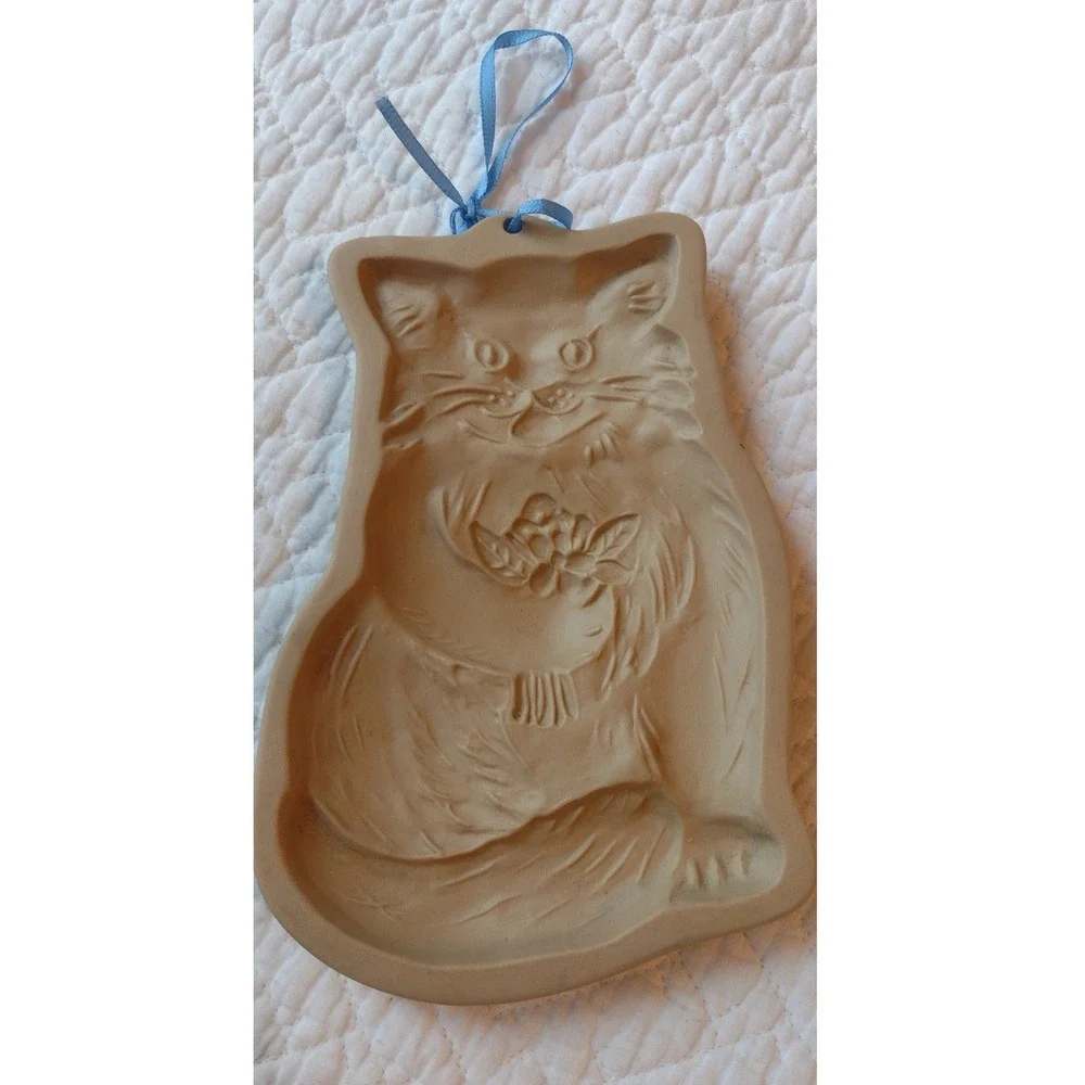 Vintage 1983 Brown Bag Cookie Art Cat Stoneware Mold Hill Design Feline Decor